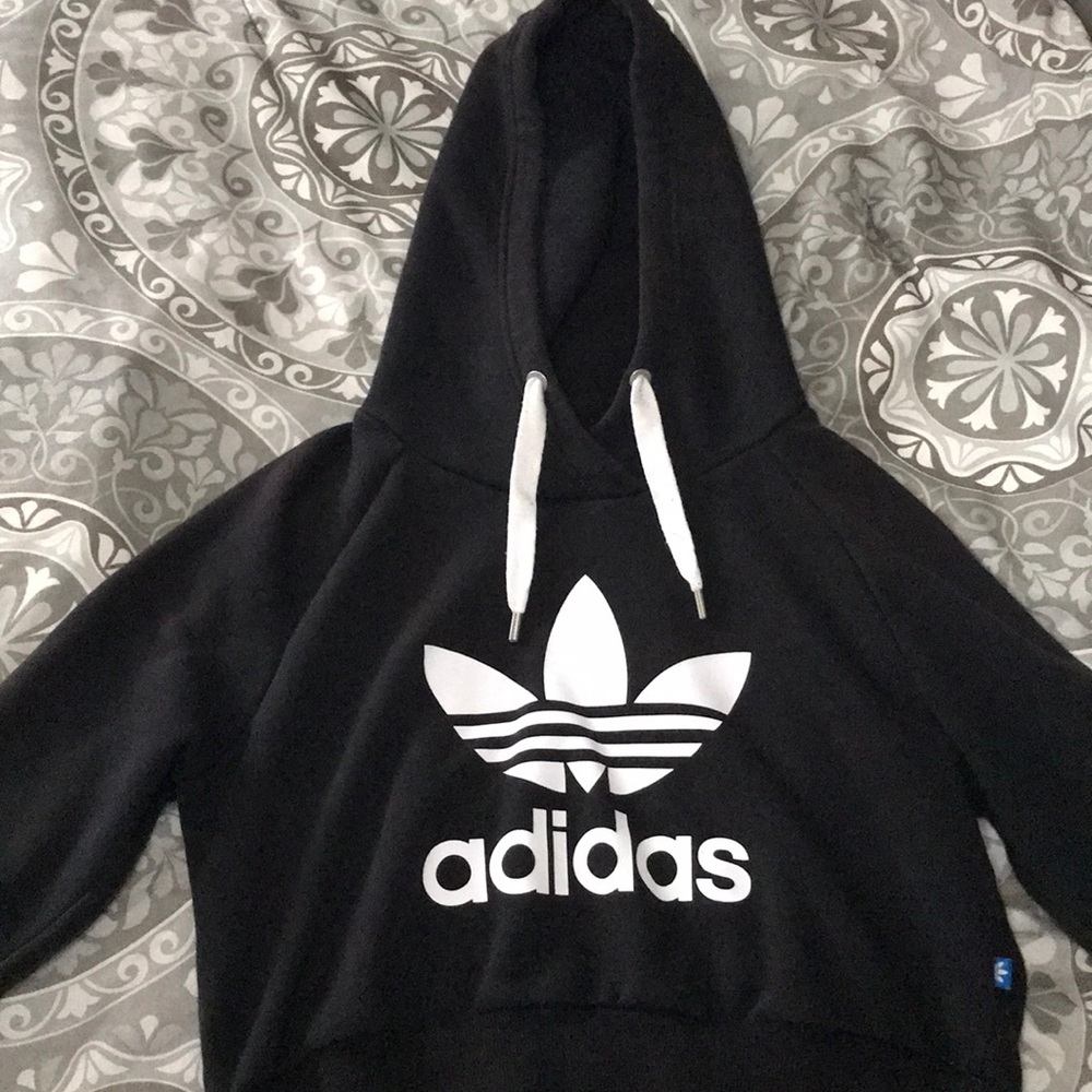 Adidas Cropped hoodie